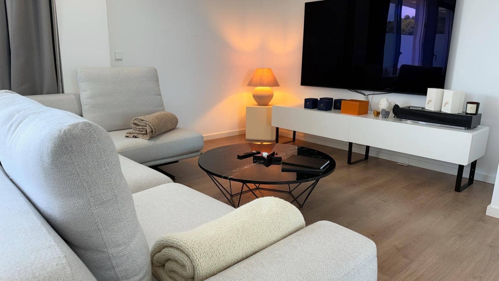 2 slaapkamer Penthouse te koop in Buenas Noches met zwembad garage - € 399.000 (Ref: 9106236)