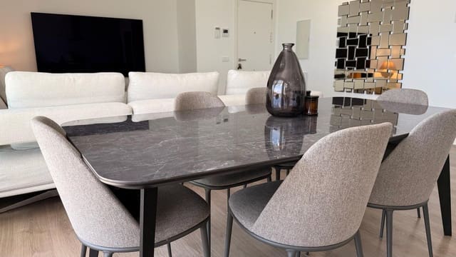 2 slaapkamer Penthouse te koop in Buenas Noches, Estepona met zwembad garage - € 399.000 (Ref: 9106236)