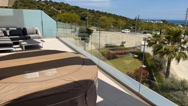 2 slaapkamer Penthouse te koop in Buenas Noches, Estepona met zwembad garage - € 399.000 (Ref: 9106236)