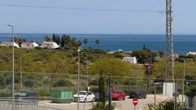 2 slaapkamer Penthouse te koop in Buenas Noches, Estepona met zwembad garage - € 399.000 (Ref: 9106236)