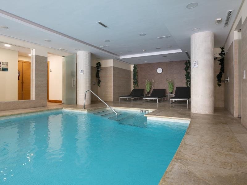 3 makuuhuone Huoneisto myytävänä paikassa Marbella mukana uima-altaan 
autotalli - 650 000 € (Ref: 9113770)