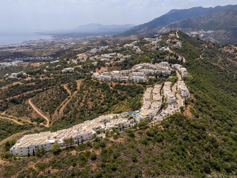 3 slaapkamer Appartement te huur in Marbella met zwembad garage - € 2.500 (Ref: 9113771)