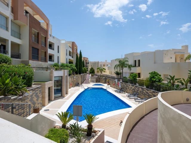 3 bedroom Apartment for rent in Alto de los Monteros, Marbella with pool garage - € 2,500 (Ref: 9113771)