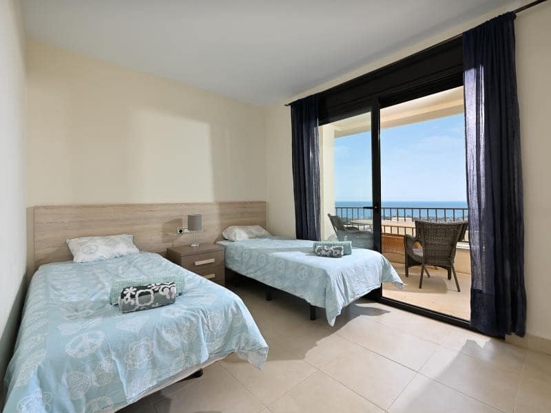 3 slaapkamer Appartement te huur in Marbella met zwembad garage - € 2.500 (Ref: 9113771)