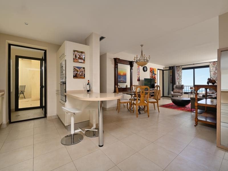 3 slaapkamer Appartement te huur in Marbella met zwembad garage - € 2.500 (Ref: 9113771)