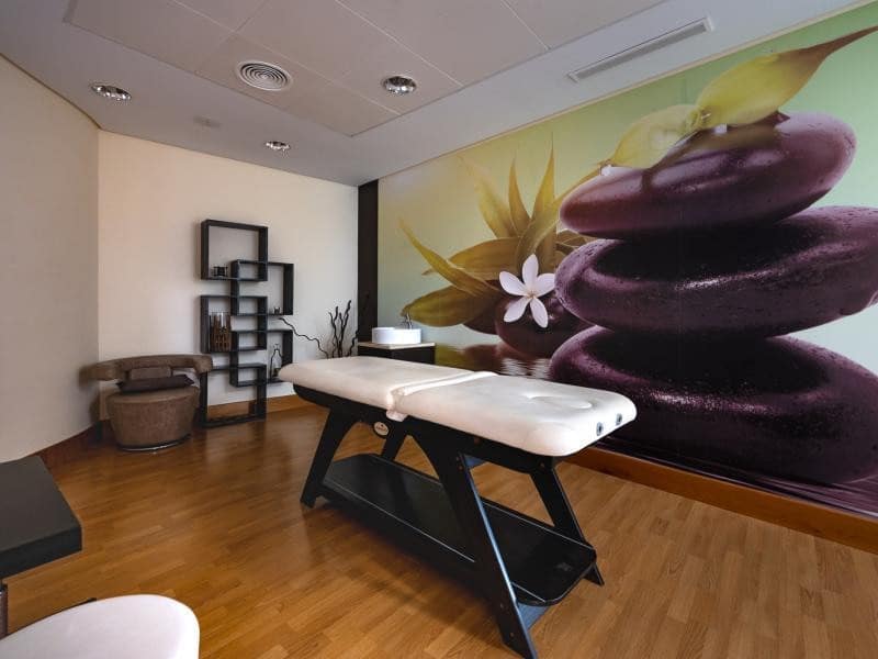 3 slaapkamer Appartement te huur in Marbella met zwembad garage - € 2.500 (Ref: 9113771)