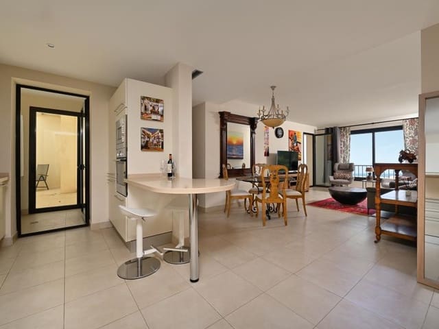 3 bedroom Apartment for rent in Alto de los Monteros, Marbella with pool garage - € 2,500 (Ref: 9113771)