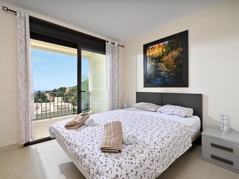 3 slaapkamer Appartement te huur in Marbella met zwembad garage - € 2.500 (Ref: 9113771)