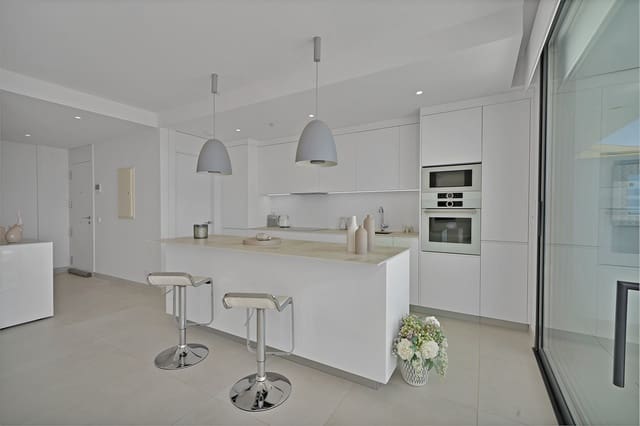 2 camera da letto Appartamento in vendita in El Higuerón, Fuengirola con piscina garage - 699.000 € (Rif: 9113772)