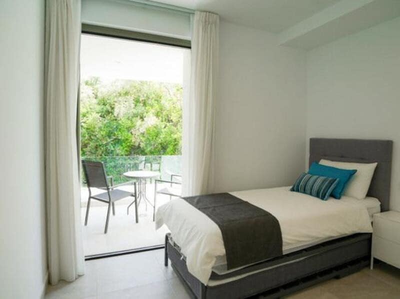 5 soveværelse Villa til leje i El Paraiso med swimmingpool garage - € 9.250 (Ref: 9113774)