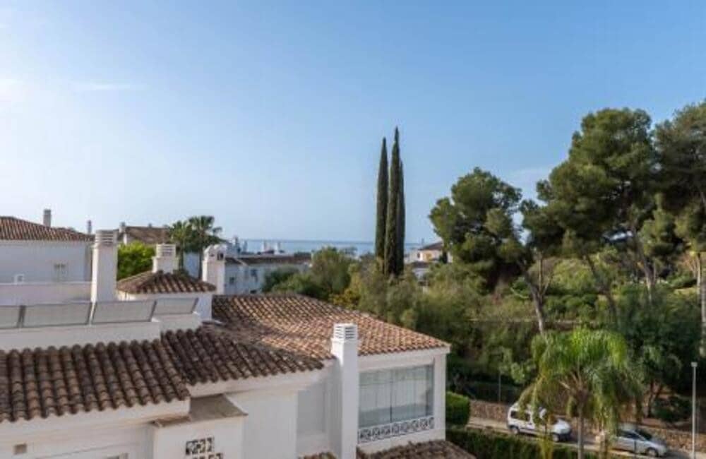 3 soveværelse Penthouse til salg i Marbella med swimmingpool garage - € 750.000 (Ref: 9113775)