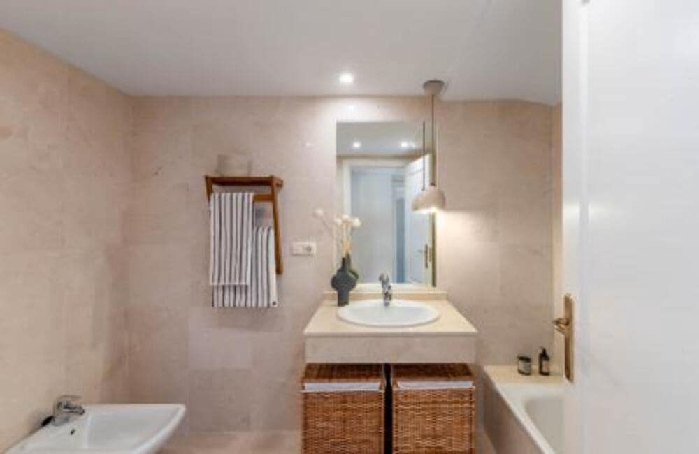 3 soveværelse Penthouse til salg i Marbella med swimmingpool garage - € 750.000 (Ref: 9113775)