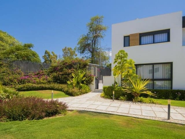 4 camera da letto Casa in vendita in Aloha Golf, Marbella con garage - 940.000 € (Rif: 9118517)