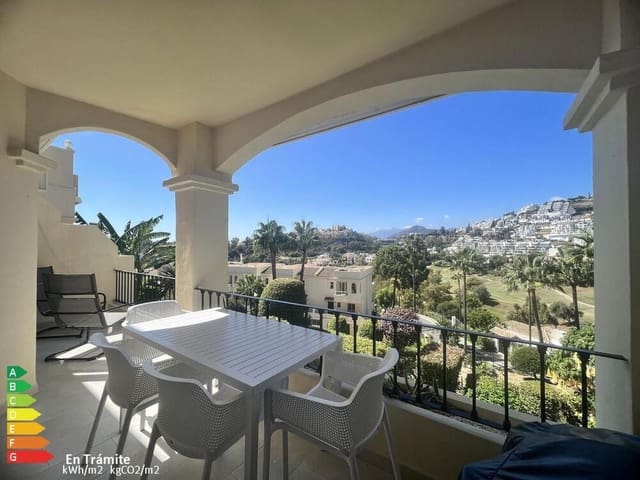 2 soveværelse Penthouse til leje i La Quinta, Benahavís med swimmingpool garage - € 3.000 (Ref: 9126483)