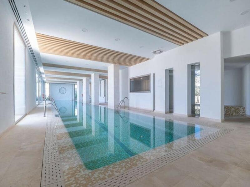 2 soveværelse Lejlighed til leje i La Quinta med swimmingpool garage - € 4.850 (Ref: 9129436)