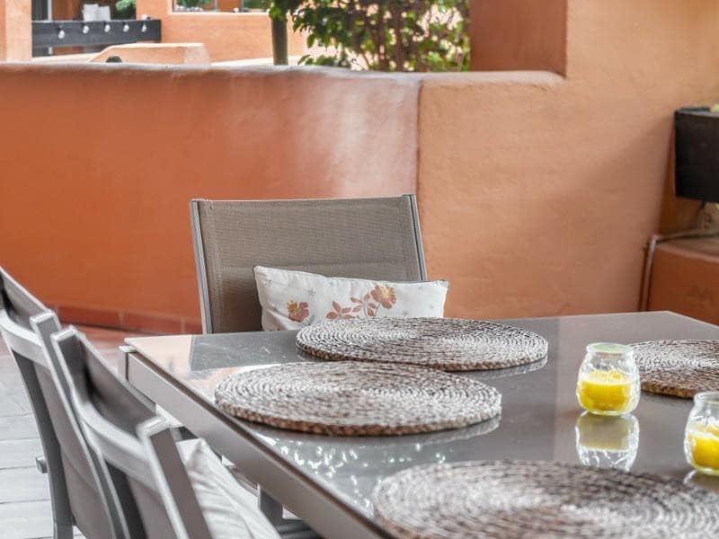 3 soveværelse Lejlighed til leje i Marbella med swimmingpool garage - € 3.500 (Ref: 9129438)