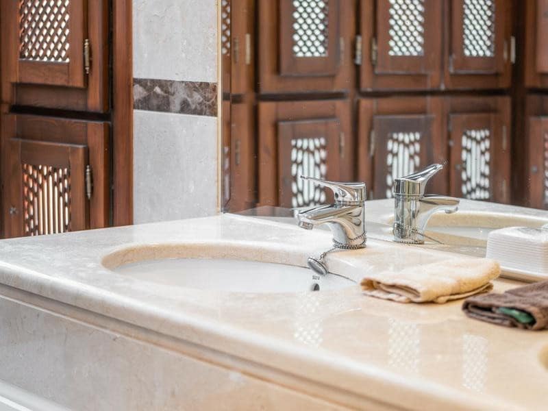 3 soveværelse Lejlighed til leje i Marbella med swimmingpool garage - € 3.500 (Ref: 9129438)