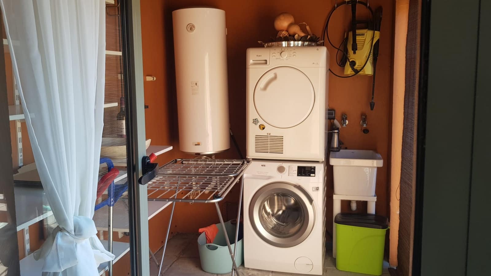 3 soveværelse Penthouse til salg i Estepona med swimmingpool garage - € 700.000 (Ref: 9132056)