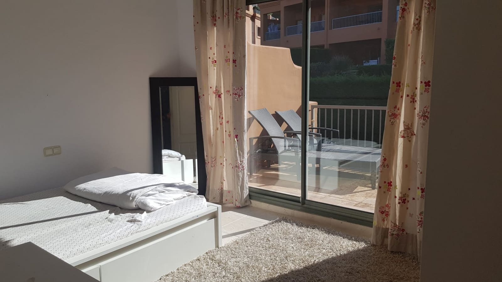 3 soveværelse Penthouse til salg i Estepona med swimmingpool garage - € 700.000 (Ref: 9132056)