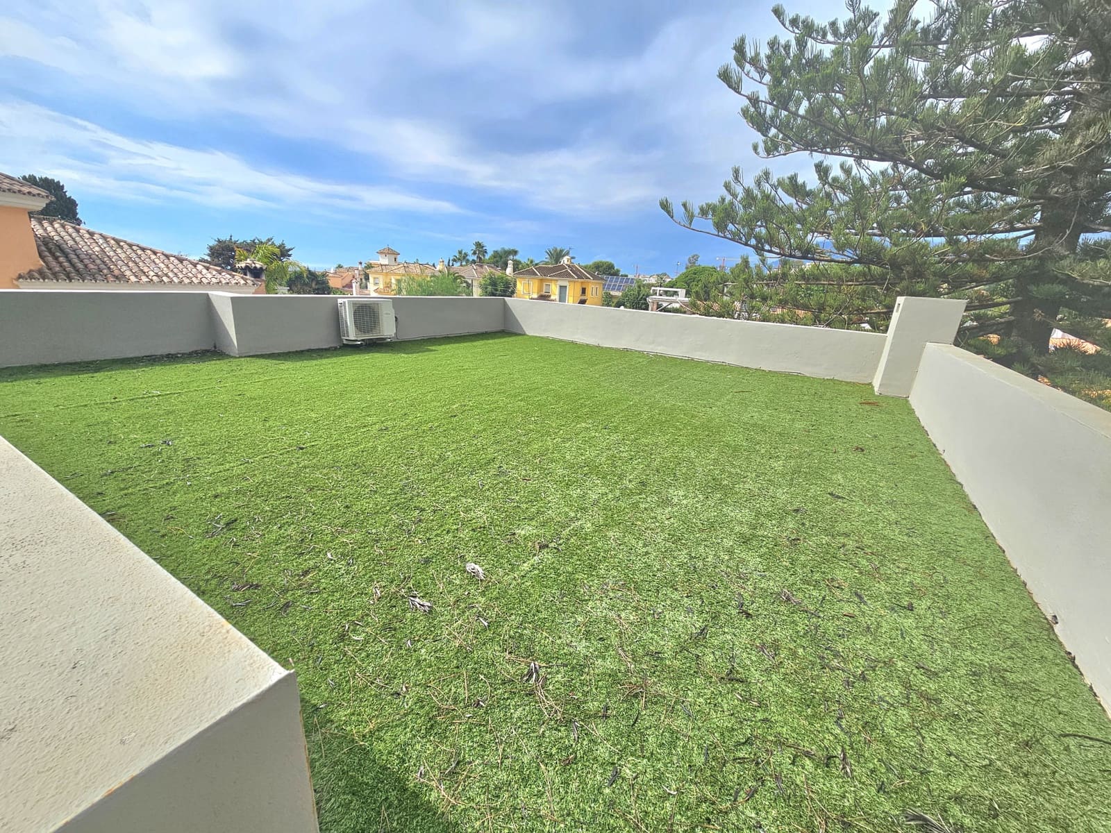 4 camera da letto Villa da affitare come casa vacanza in Marbella con piscina garage - 7.000 € (Rif: 9145176)