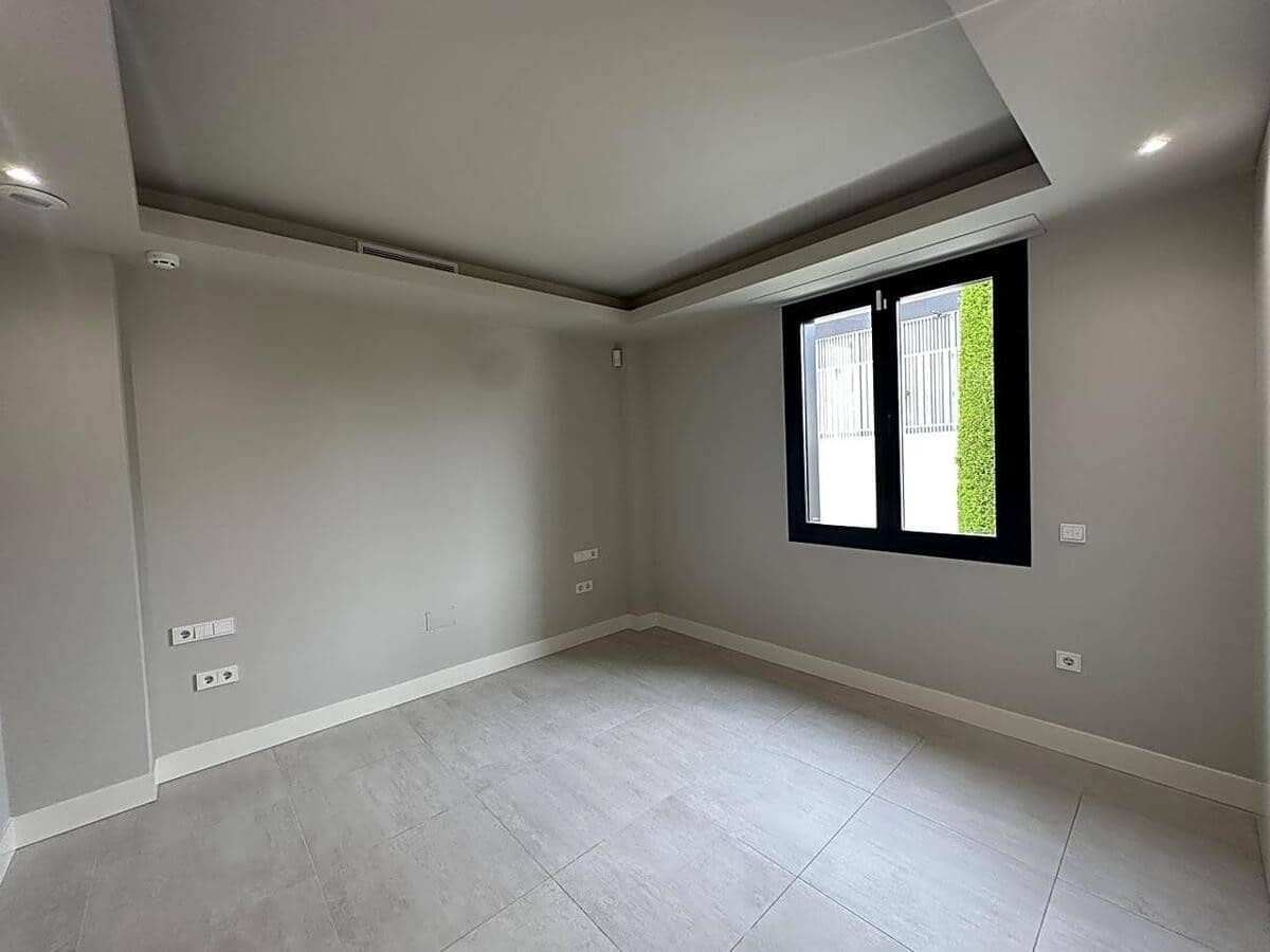 3 makuuhuone Huoneisto vuokrattavana paikassa Marbella mukana uima-altaan 
autotalli - 4 000 € (Ref: 9146709)