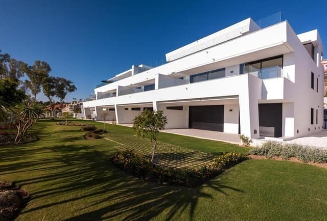 3 bedroom Apartment for rent in Los Naranjos, Marbella with pool garage - € 4,000 (Ref: 9146709)