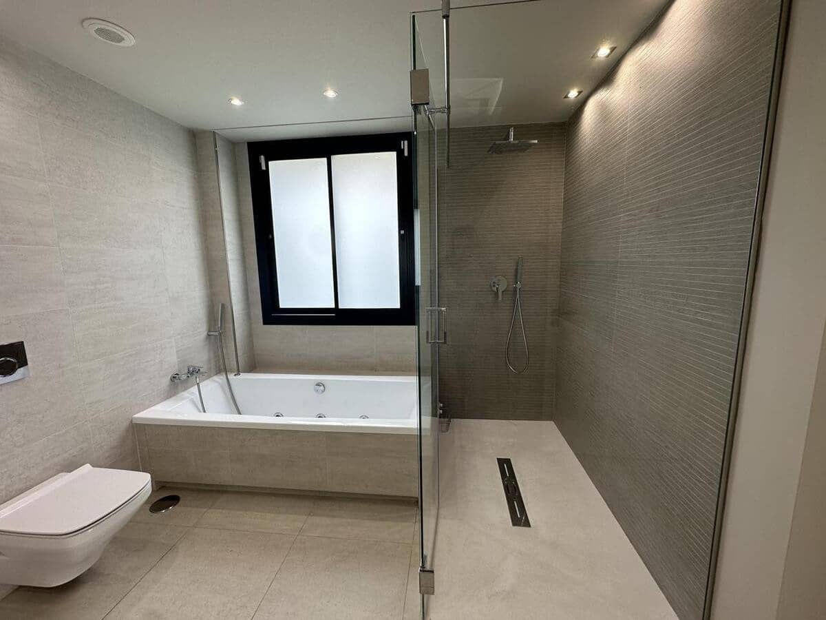 3 makuuhuone Huoneisto vuokrattavana paikassa Marbella mukana uima-altaan 
autotalli - 4 000 € (Ref: 9146709)