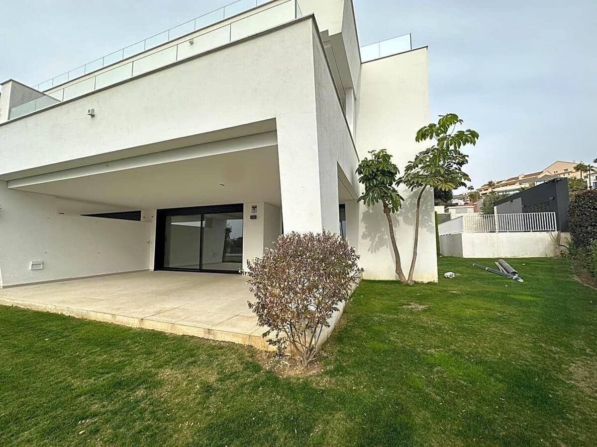 3 makuuhuone Huoneisto vuokrattavana paikassa Marbella mukana uima-altaan 
autotalli - 4 000 € (Ref: 9146709)