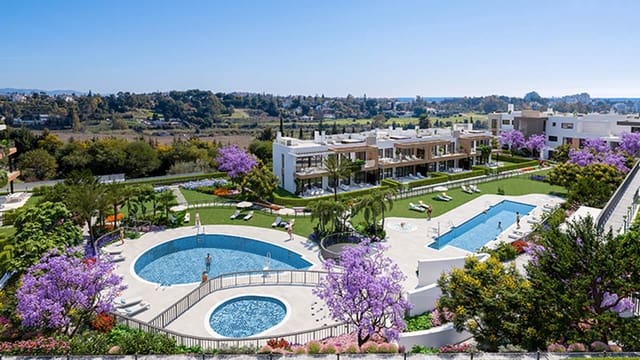 3 sypialnia Penthouse do wynajęcia w La Alquería, Estepona z basenem garażem - 4 200 € (Ref: 9148827)
