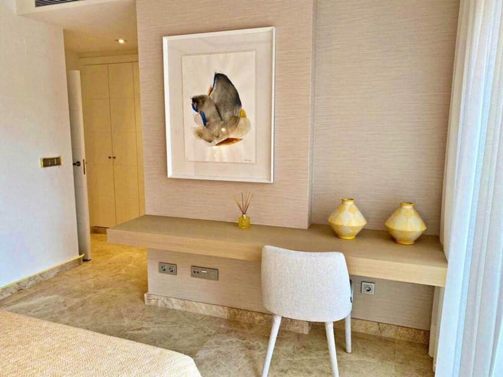 2 soveværelse Penthouse til leje i Marbella med swimmingpool garage - € 3.750 (Ref: 9159235)