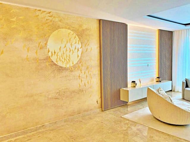 Penthouse de 2 chambres à louer à Los Naranjos, Marbella avec piscine garage - 3 750 € (Ref: 9159235)