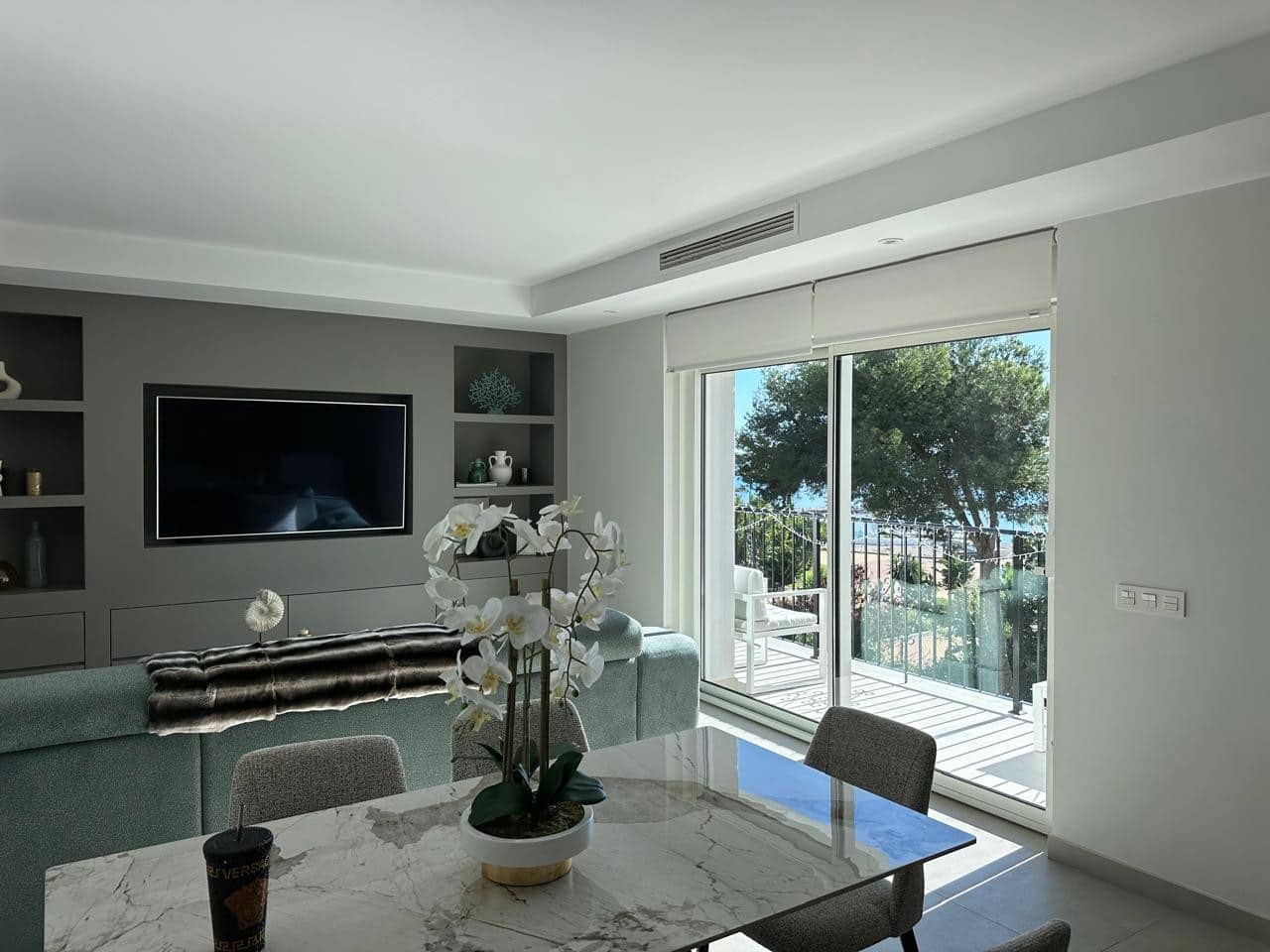 3 soverom Leilighet til leie i Marbella med svømmebasseng garasje - € 5 000 (Ref: 9159236)