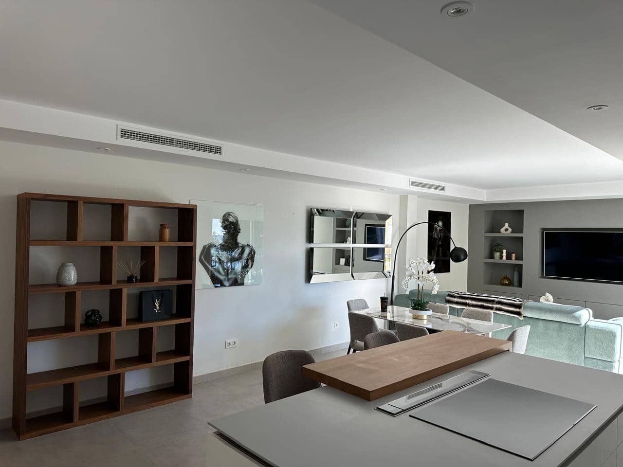 3 soverom Leilighet til leie i Marbella med svømmebasseng garasje - € 5 000 (Ref: 9159236)