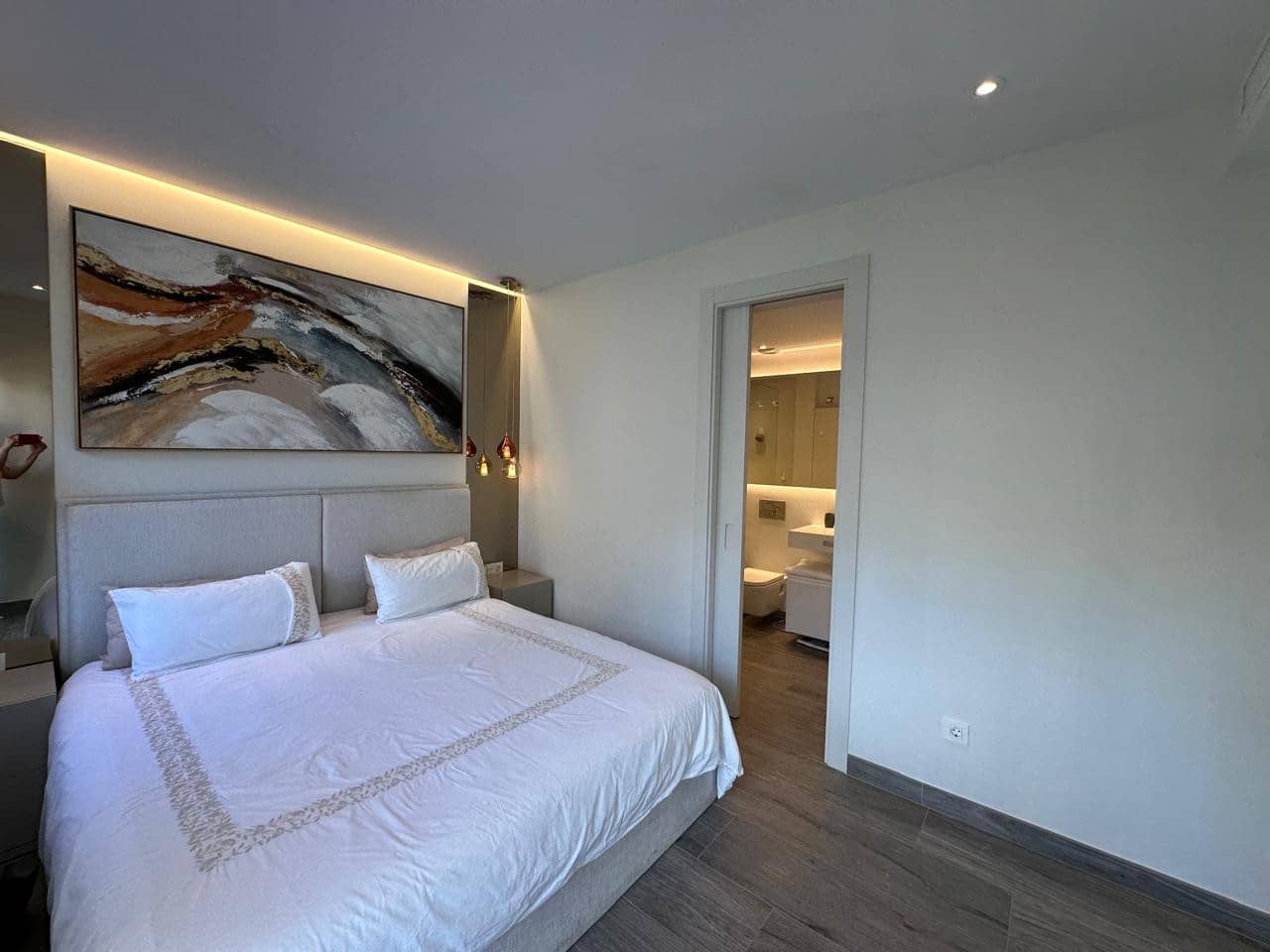 3 soverom Leilighet til leie i Marbella med svømmebasseng garasje - € 5 000 (Ref: 9159236)