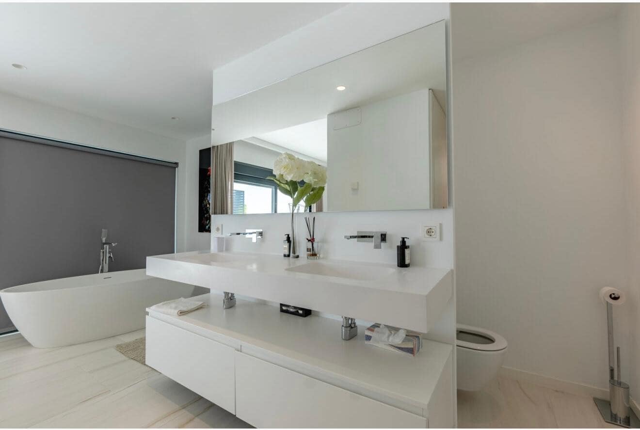 5 soverom Villa til leie i San Pedro de Alcantara med svømmebasseng garasje - € 12 000 (Ref: 9159237)