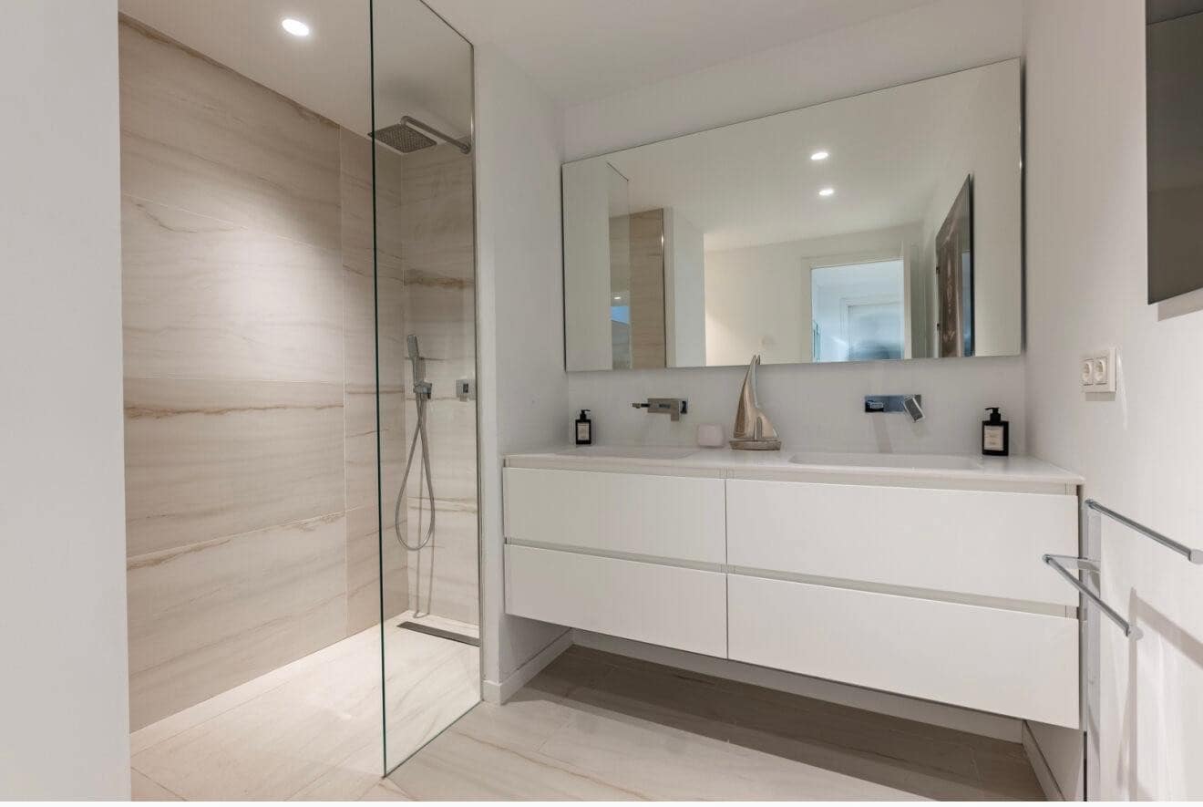 5 soverom Villa til leie i San Pedro de Alcantara med svømmebasseng garasje - € 12 000 (Ref: 9159237)