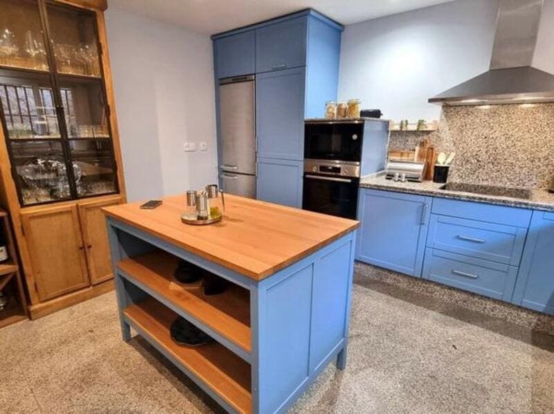 3 soveværelse Semi-Rækkehus til leje i Marbella med swimmingpool garage - € 3.800 (Ref: 9160758)