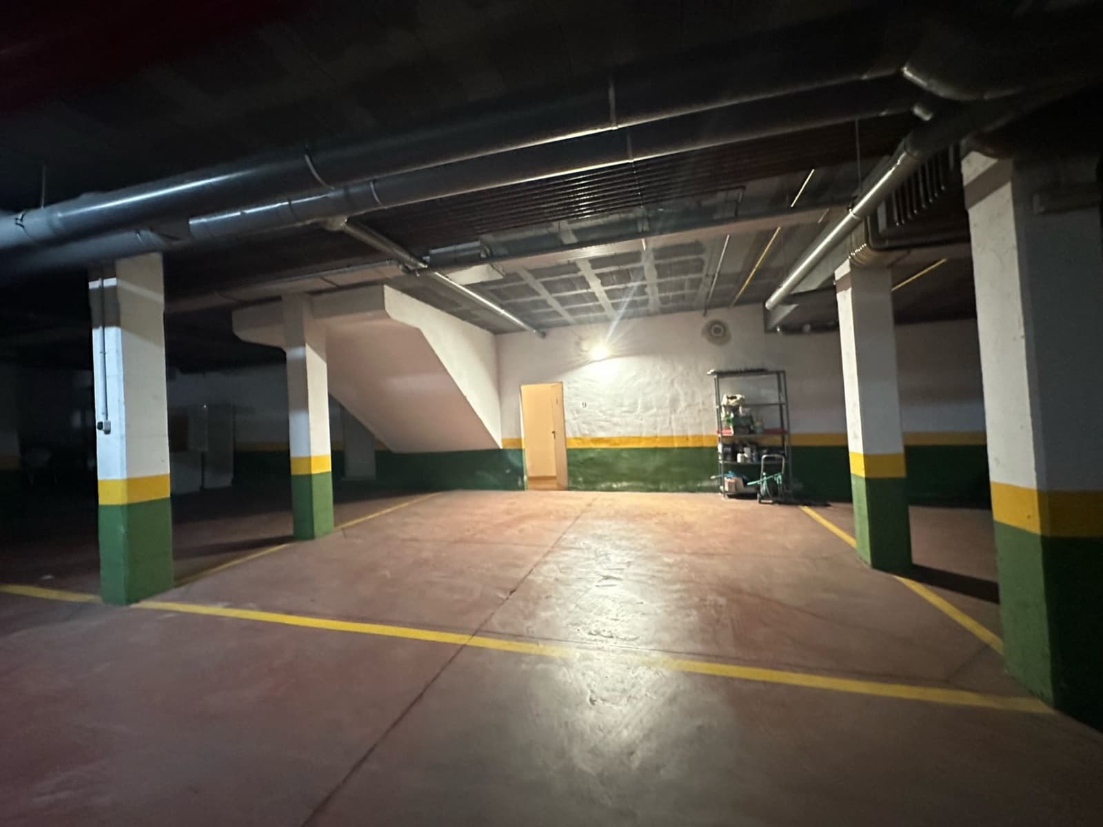 4 soveværelse Byhus til leje i Marbella med swimmingpool garage - € 5.000 (Ref: 9163367)