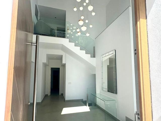 5 makuuhuone Huvila vuokrattavana paikassa Paraiso - Barronal, Estepona mukana uima-altaan - 10 000 € (Ref: 9165467)