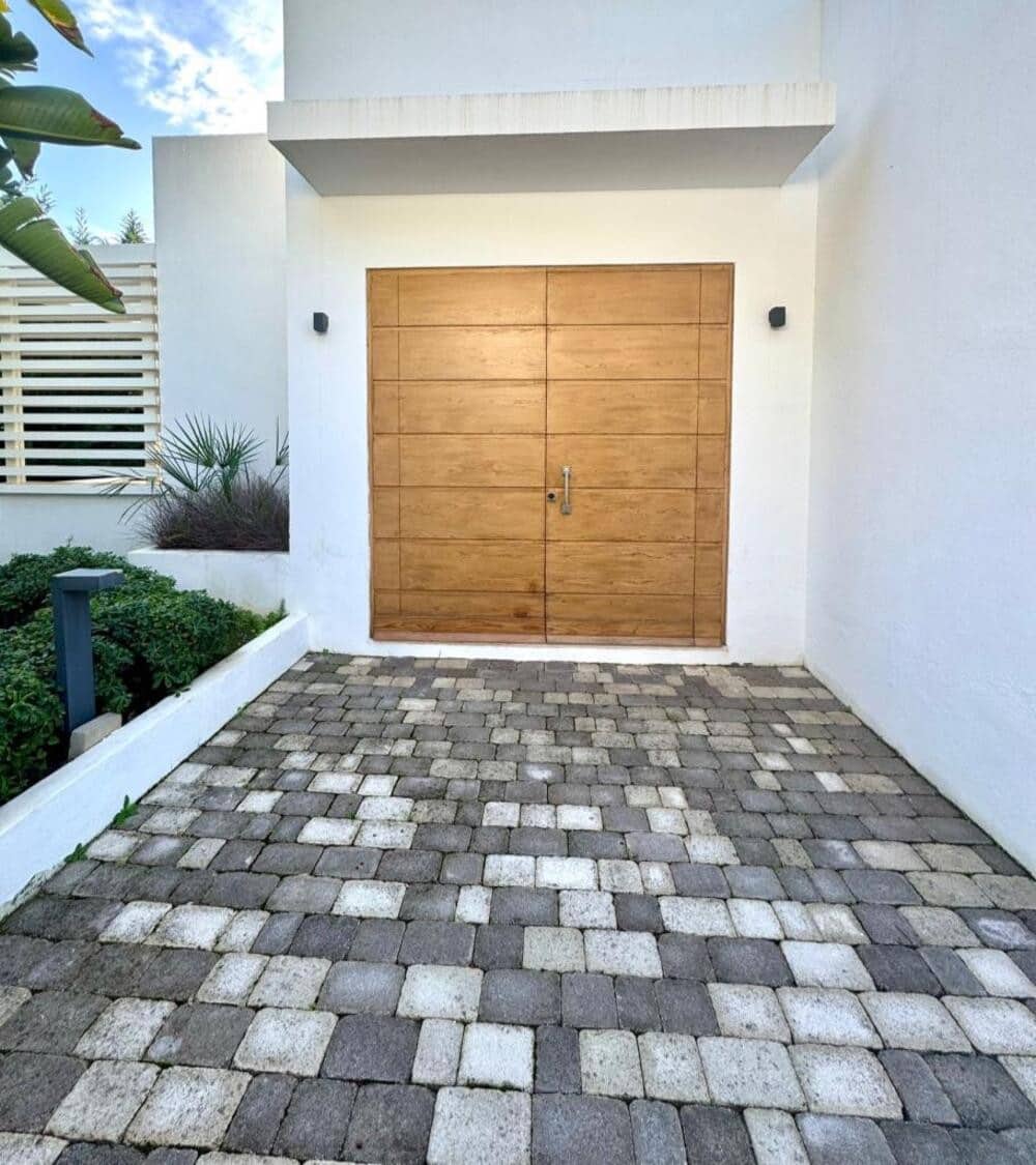 6 soveværelse Villa til leje i Marbella med swimmingpool garage - € 12.000 (Ref: 9165468)