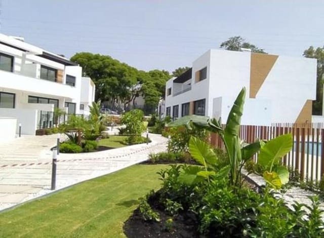 3 soveværelse Byhus til leje i La Dama de Noche - La Alzambra, Marbella med garage - € 2.800 (Ref: 9165469)