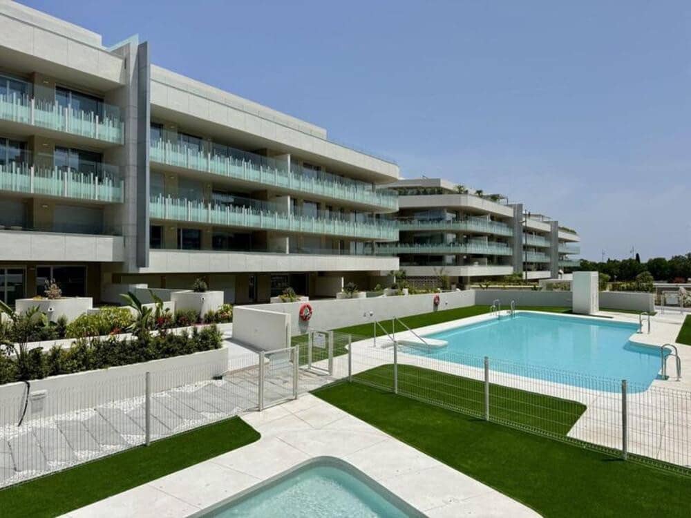 Erhverv til leje i San Pedro de Alcantara - € 2.300 (Ref: 9171099)