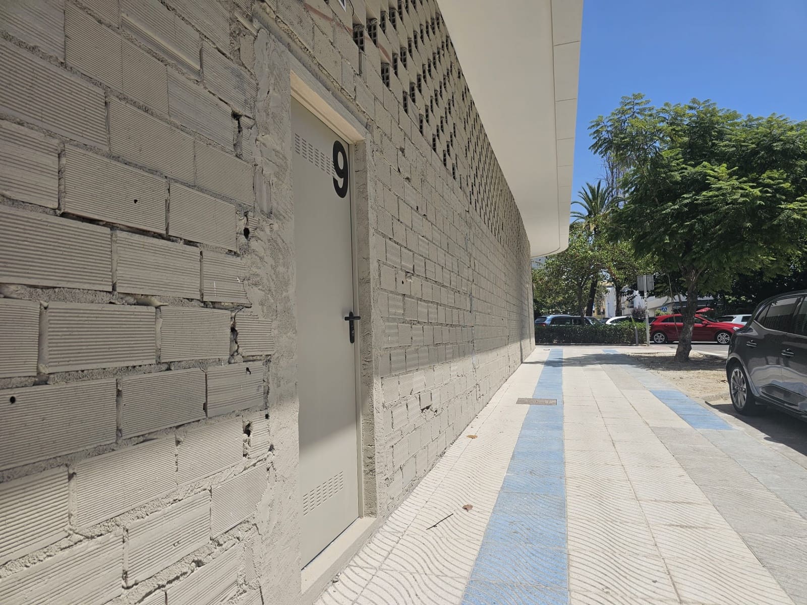 Commercial for rent in San Pedro de Alcantara - € 2,500 (Ref: 9171099)