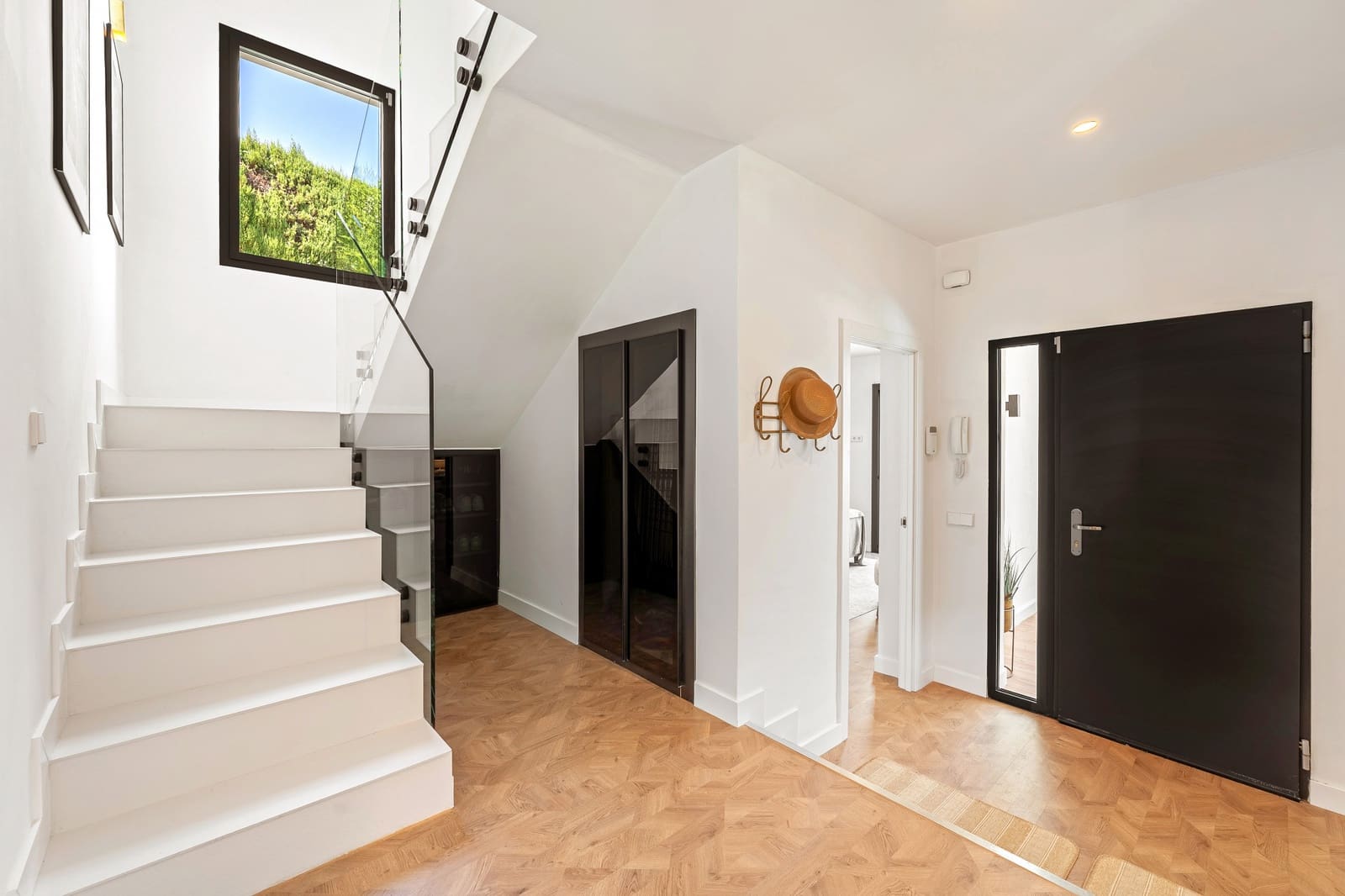 4 soveværelse Villa til salg i Marbella med swimmingpool garage - € 2.700.000 (Ref: 9171103)