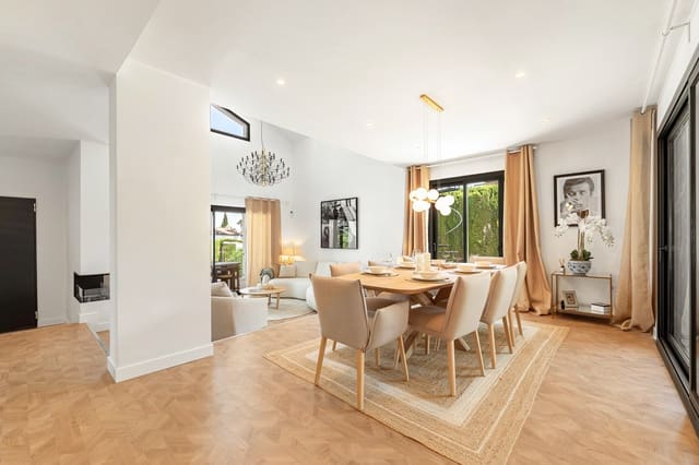 4 soveværelse Villa til salg i Los Naranjos, Marbella med swimmingpool garage - € 2.700.000 (Ref: 9171103)