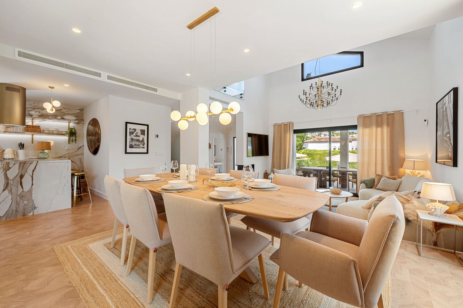 4 Zimmer Villa zu verkaufen in Marbella mit Pool Garage - 2.700.000 € (Ref: 9171103)