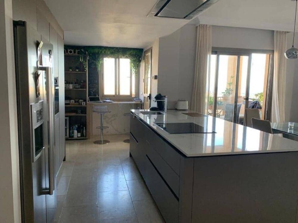 3 camera da letto Appartamento da affittare in Benahavis con piscina garage - 4.000 € (Rif: 9176123)