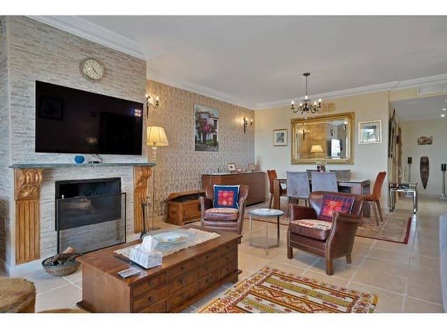 3 camera da letto Appartamento in vendita in Los Flamingos, Benahavís con piscina garage - 750.000 € (Rif: 9176125)