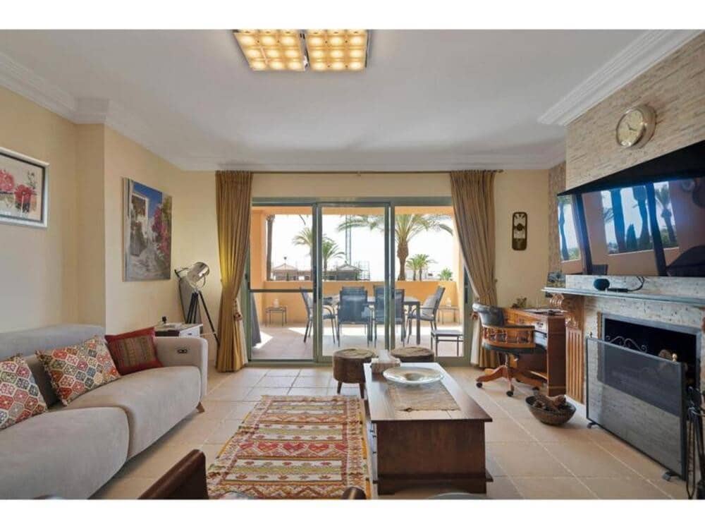 3 soveværelse Lejlighed til salg i Los Flamingos med swimmingpool garage - € 750.000 (Ref: 9176125)