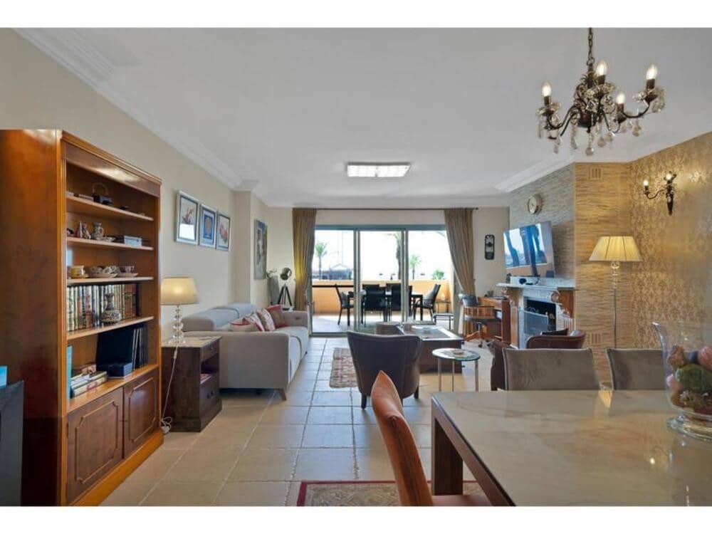 3 soveværelse Lejlighed til salg i Los Flamingos med swimmingpool garage - € 750.000 (Ref: 9176125)